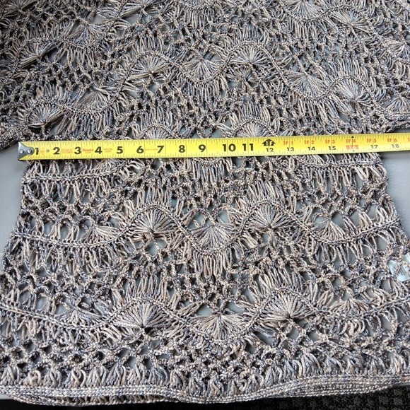 Dress Barn Croched Open Knit Sweater Tunic Womens Large Beige‎ Sheen Boho Travel - Picture 7 of 12